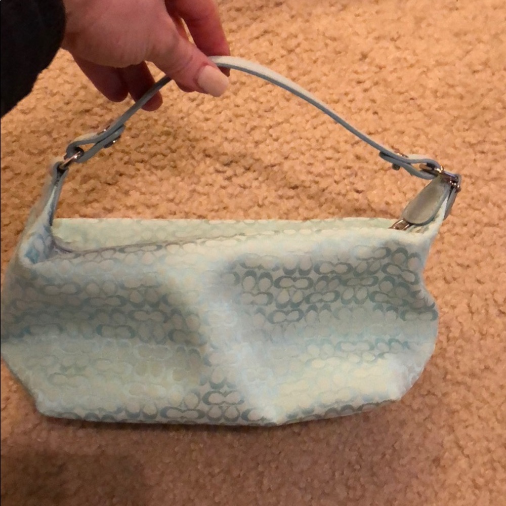 Coach mini purse - Picture 2 of 3